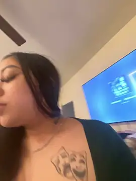 DSLSHAWTY: διαδικτυακό σόου στην κάμερα