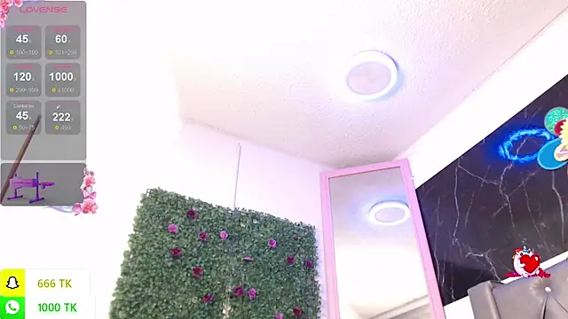 LAILAGUMMY's Live XXX Chat