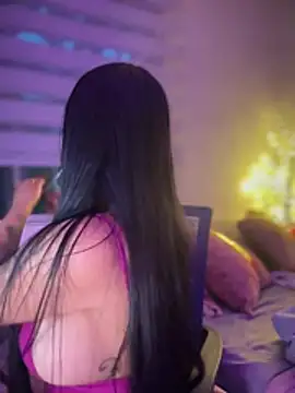 Issane_Peru's Live XXX Chat