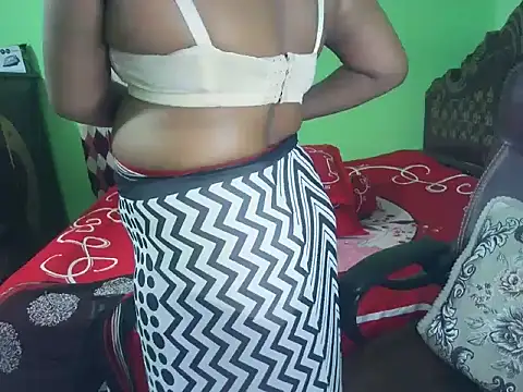 BengaliQueenStarのライブXXXチャット