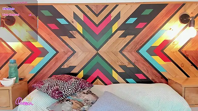 NaiirobiSwan élő XXX-chatje