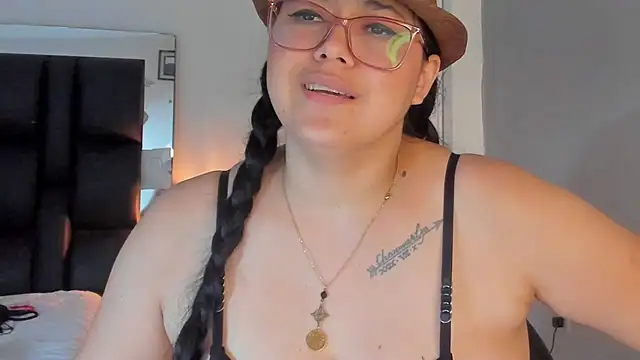 meikochoe élő XXX-chatje