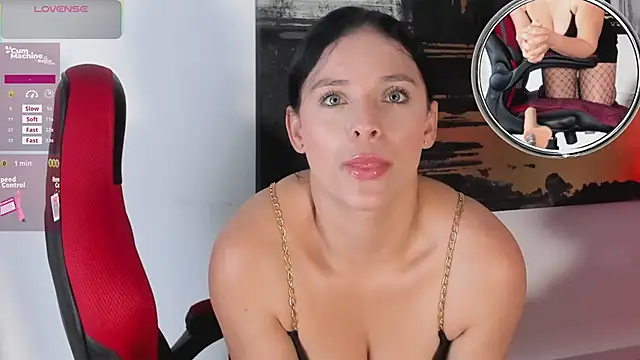 MartinaRizzi élő XXX-chatje