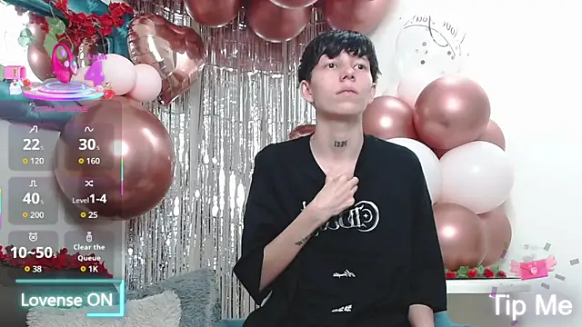 LiamBrown09 élő XXX-chatje