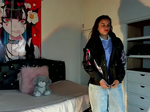 Skylovershot élő XXX-chatje