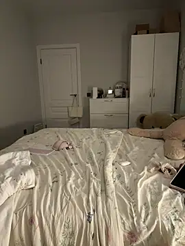 دردشة AnnaAngelis الجنسية المباشرة