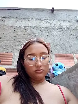 Chat +18 de young_dairy01 ao vivo