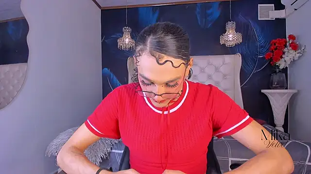 Mika__velvet 即時 XXX 聊天