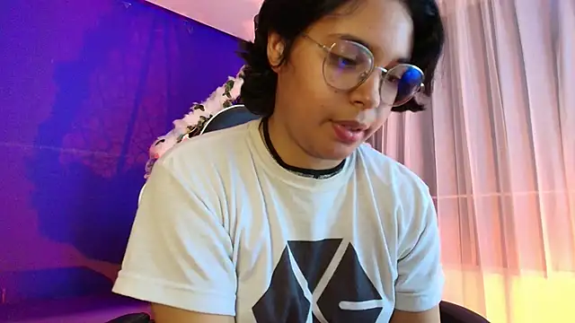 Emmapark_ – Naživo XXX chat