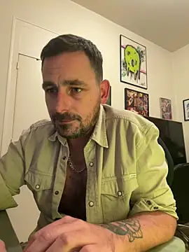 defbond420 网络视讯表演