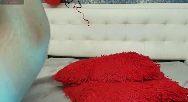 Cloeandtyfanny 现场XXX聊天