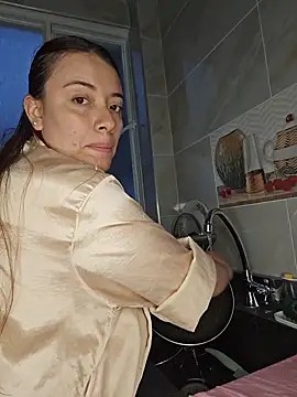 valery_mora Adlı Modelin Canlı XXX Sohbeti