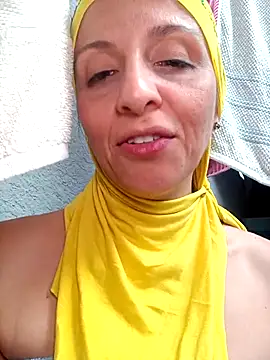 Aafsha_ Chat XXX in diretta