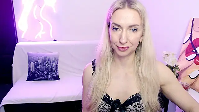 Webkamerová show Cute_Smile_Shy