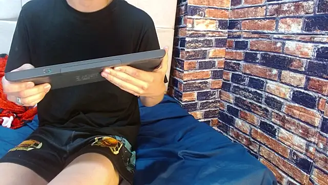 massimoferrera303av: вебкам-шоу