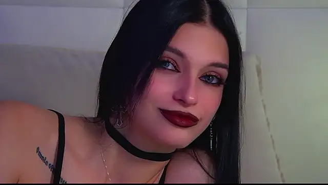 BeverlyMost Pertunjukan Webcam