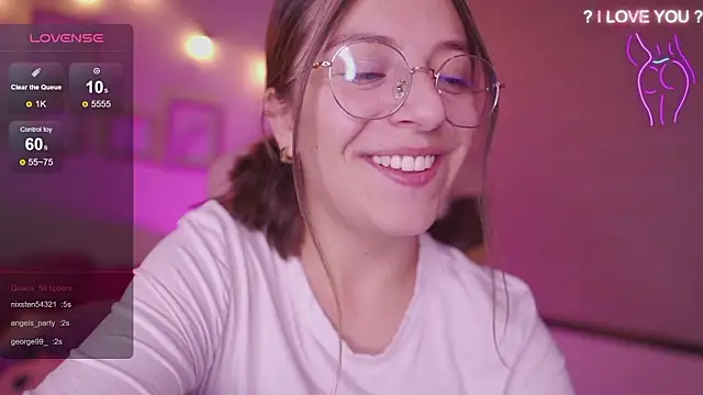 milly_kenner Adlı Modelin Canlı XXX Sohbeti