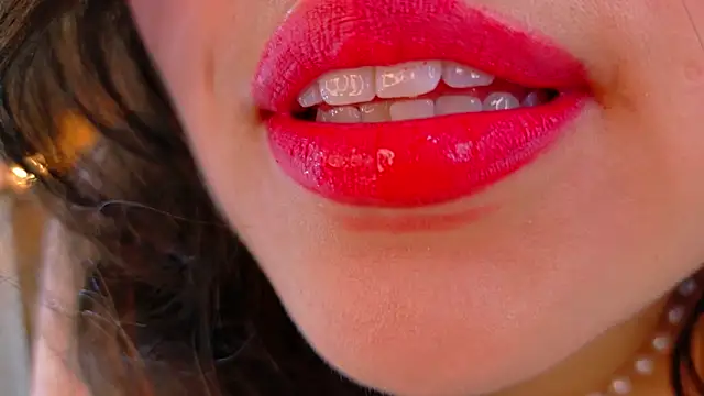 Онлайн чат XXX AnnieRouse__