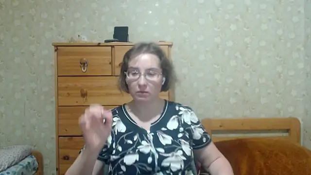 Smart_Rose Adlı Modelin Canlı XXX Sohbeti