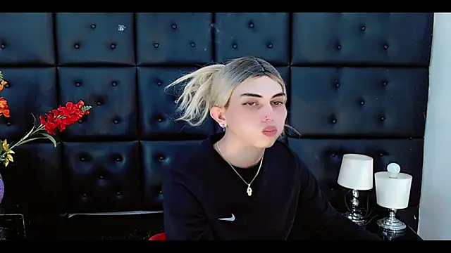 Daniela_Pink_ Chat XXX live