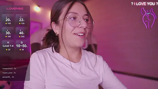 milly_kenner Chat XXX live