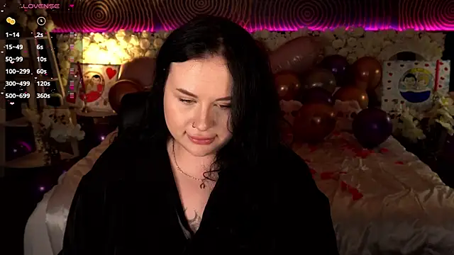 Czat XXX na żywo – SerahMirabeli