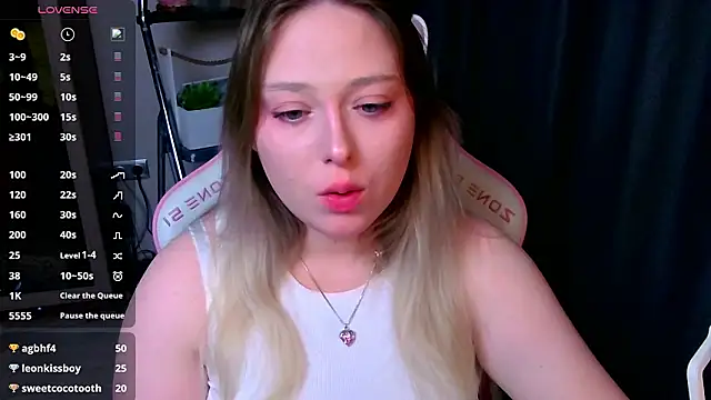 Sembang XXX Secara Langsung Emiliaaah