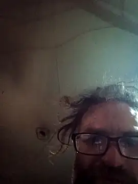 bearded_cross Chat XXX in diretta