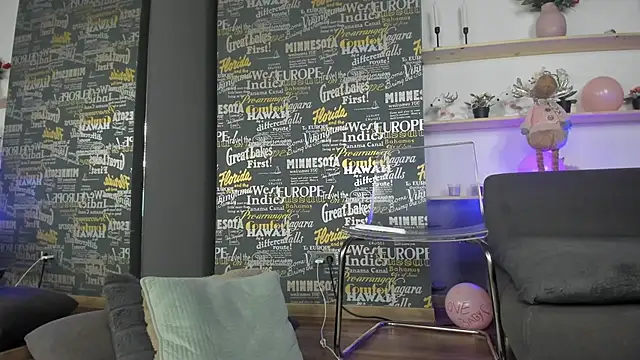 DemmiLove Live XXX-Chat