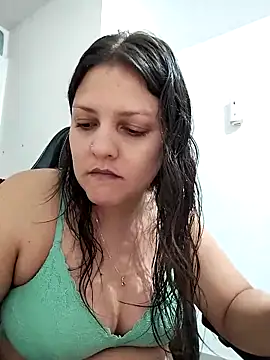 Czat XXX na żywo – Mia_Hampton