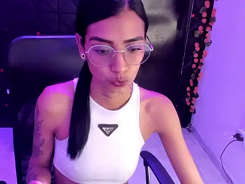 KarlaSlutSkinny__n Live XXX chat