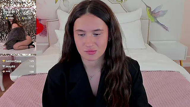 แชท XXX สดของ milaleoneli