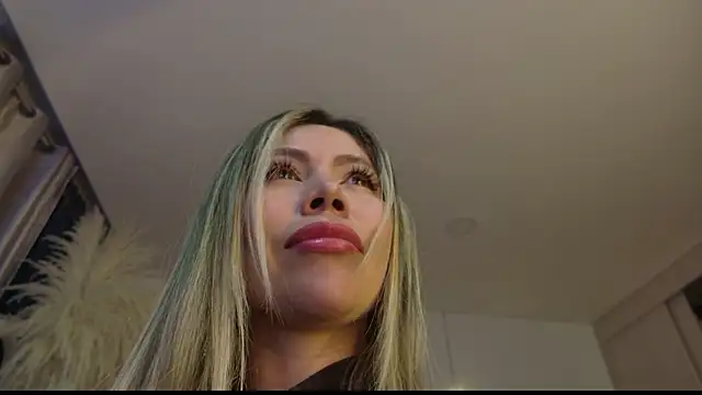 แชท XXX สดของ Ammy_Castro