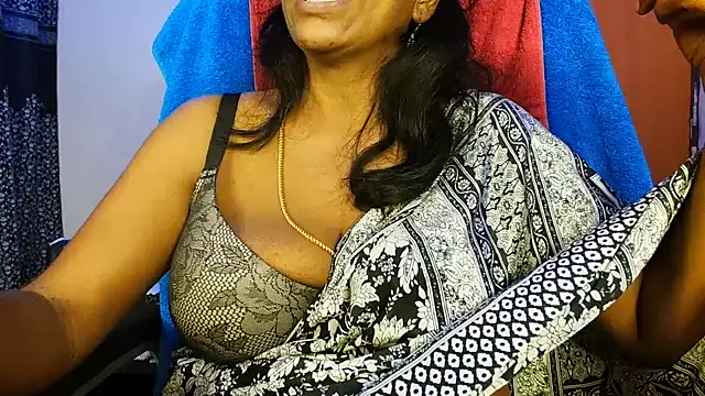 Rasika_4 Show Webcam