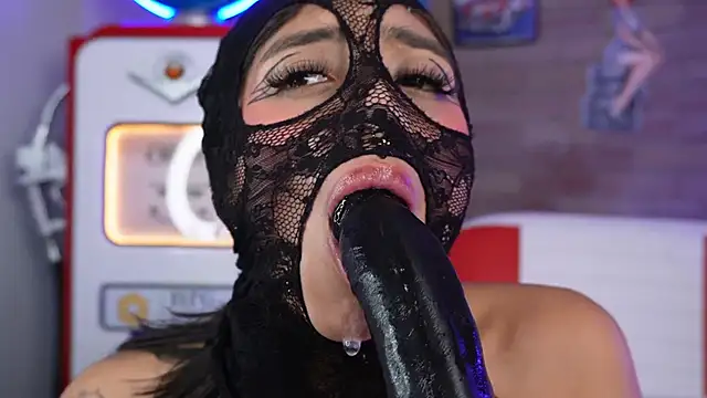 miss_collins Adlı Modelin Canlı XXX Sohbeti