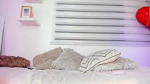 viooletaan Live XXX chat