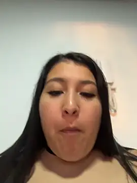 Chat XXX Live evelyn_1702