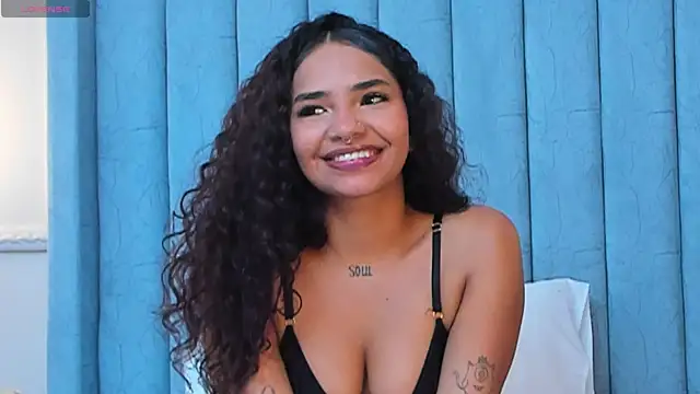 Scarlett-Banner's Live XXX Chat