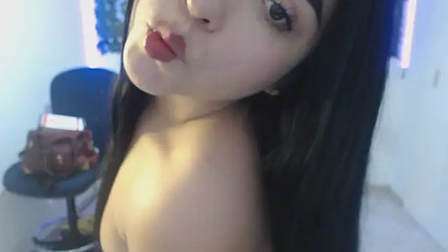 adara_cute_69's Live XXX Chat