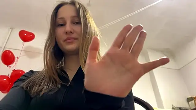 แชท XXX สดของ VickieKush