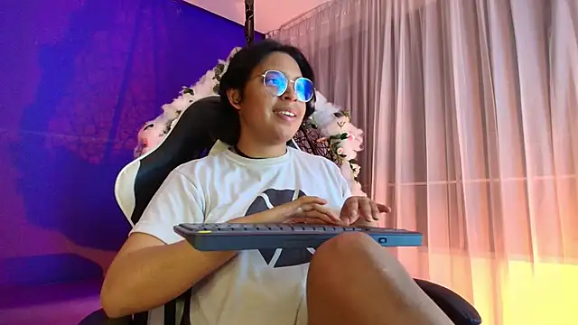 Emmapark_n Live XXX chat