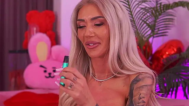 แชท XXX สดของ fallingangel