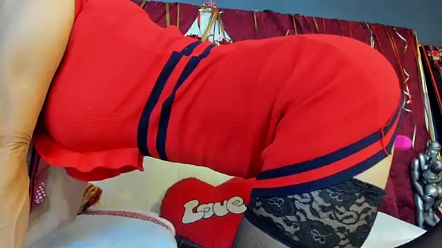 Matureyulyet Adlı Modelin Canlı XXX Sohbeti