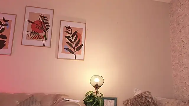 DahianaWalcott Chat XXX in diretta