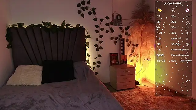 miaoconell's Live XXX Chat