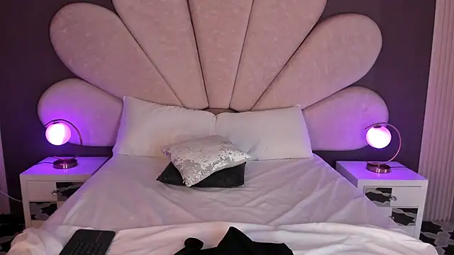 دردشة LolaGray__ الجنسية المباشرة