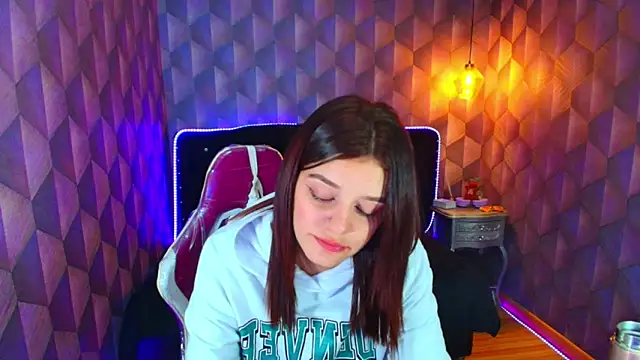 แชท XXX สดของ LiaHarryis