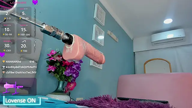 Chatroom XXX en direct de Luna_Raay