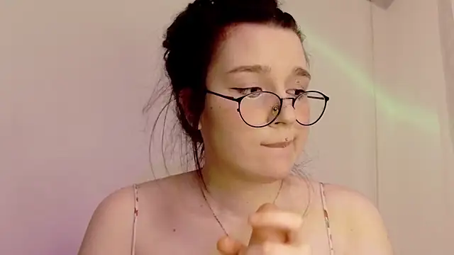 lullamoo Adlı Modelin Canlı XXX Sohbeti