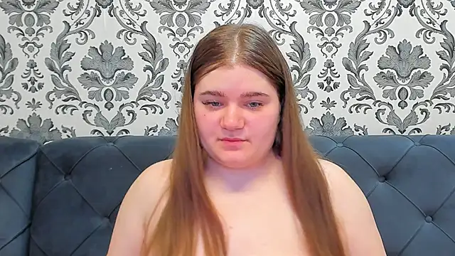 LissaBigTitts: вебкам-шоу